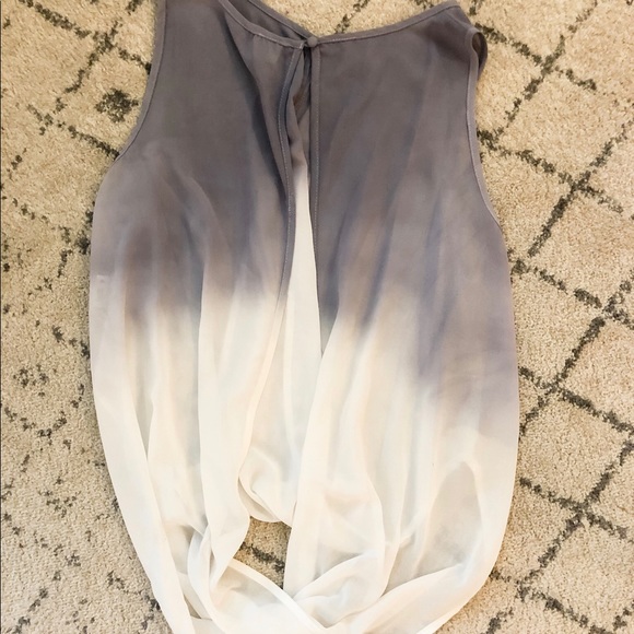 OS flowy top - Picture 2 of 3